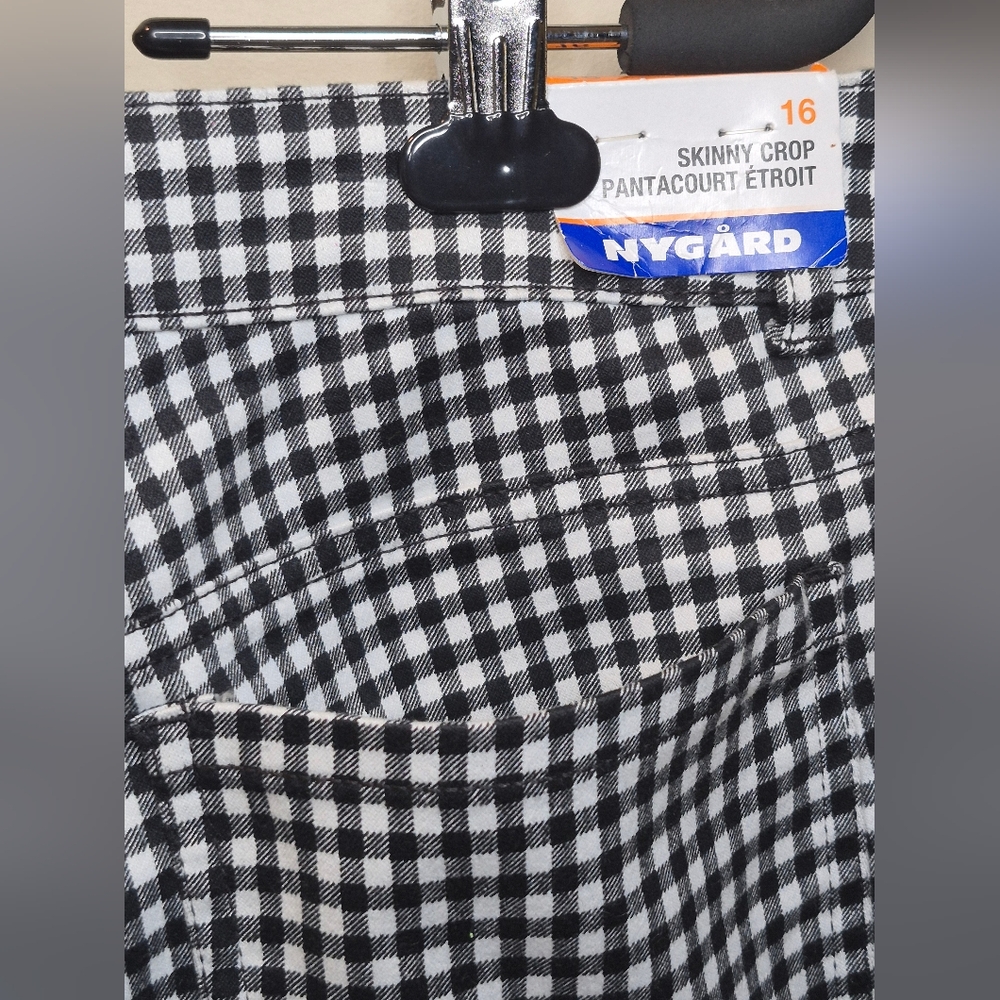 Nygard Black and White Plaid Pants - Picture 13 of 16